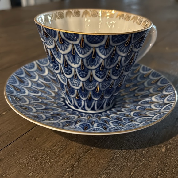 Imperial Lomonosov Porcelain Two Teacups w/Saucers.  Forget-Me-Not 22K Gold. - Picture 2 of 9